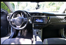 Toyota Auris - Freestyle Edition - 1.8 Hybrid Zawiercie - zdjęcie 10