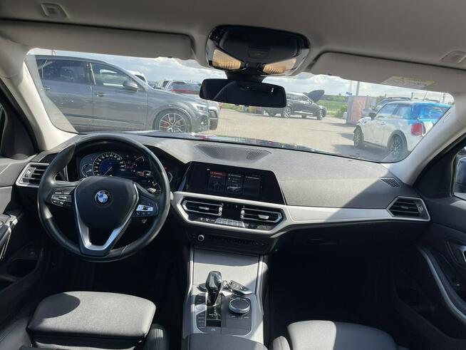 BMW 318 Automat Skóra Klimatronik Gliwice - zdjęcie 10