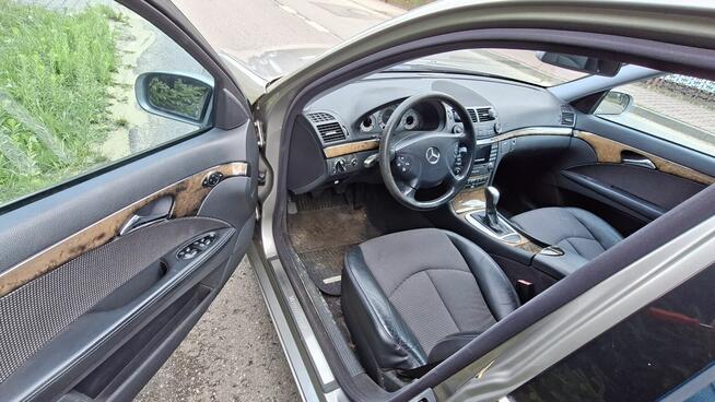 Mercedes E 200 1.8 AVANGARDE 163 KM 251tyś km Xenon Skóra Skarżysko-Kamienna - zdjęcie 8