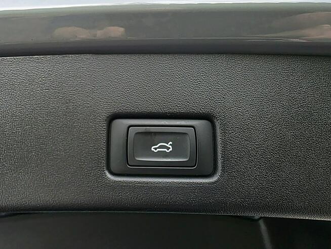 Audi Q4 e-tron serwis ASO, dodatkowy komplet kół Rydułtowy - zdjęcie 11