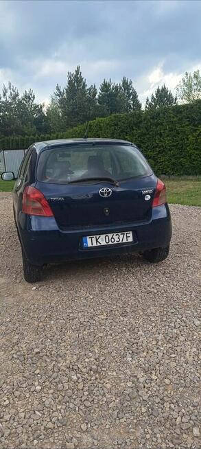 Toyota yaris Kielce - zdjęcie 5