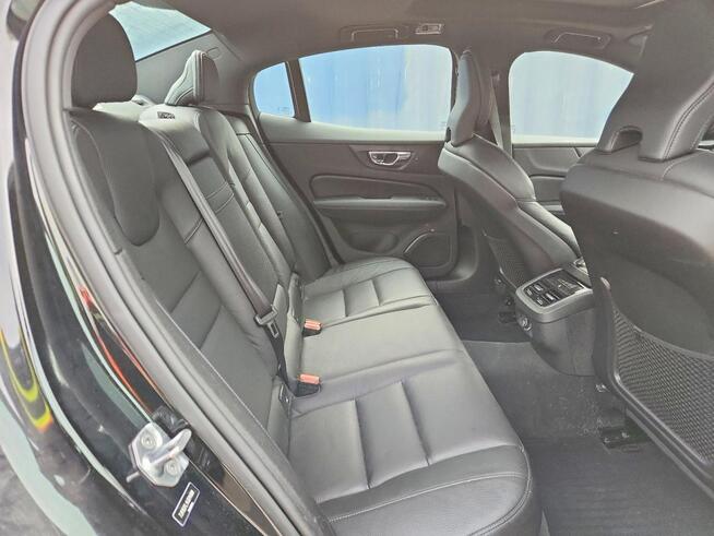 Volvo S60 INSCRIPTION / AWD / T5 / niski przebieg Tarnów - zdjęcie 10