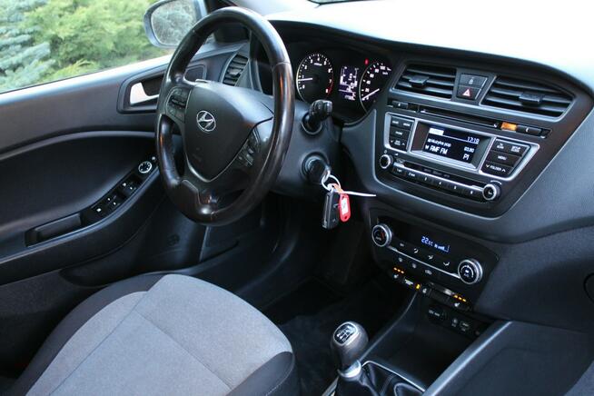 Hyundai i20 Benzyna Bogate Wyposażenie Zarejestrowany Lubań - zdjęcie 9