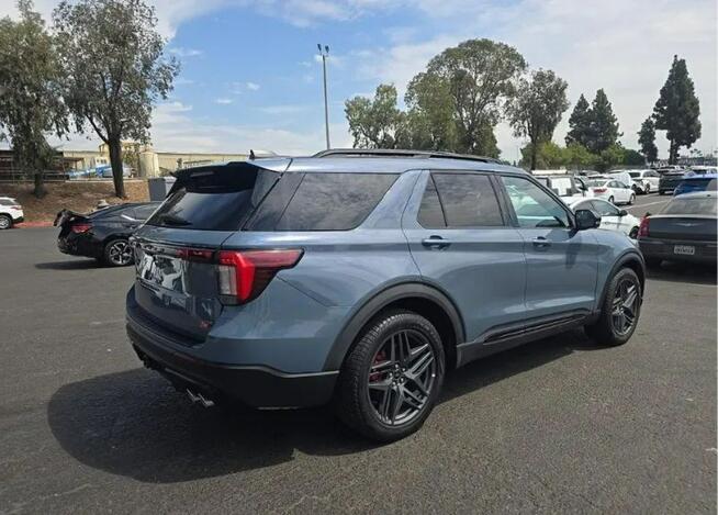 Ford Explorer Wersja ST / AWD / Benzyna / niski przebieg Cieszyn - zdjęcie 4