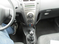 Toyoyta Yaris po Liftingu 2009 rok Kozerki - zdjęcie 12