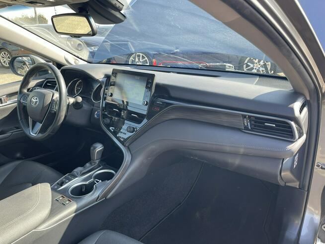 Toyota Camry Executive Hybryda Skóra Kamery360 Pamięć Wentylacja 218KM Gliwice - zdjęcie 10