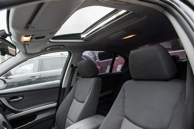 BMW 320 M47 Rozrząd z przodu ! Szyberdach ! Super Stan ! Opłacona ! Zwoleń - zdjęcie 8