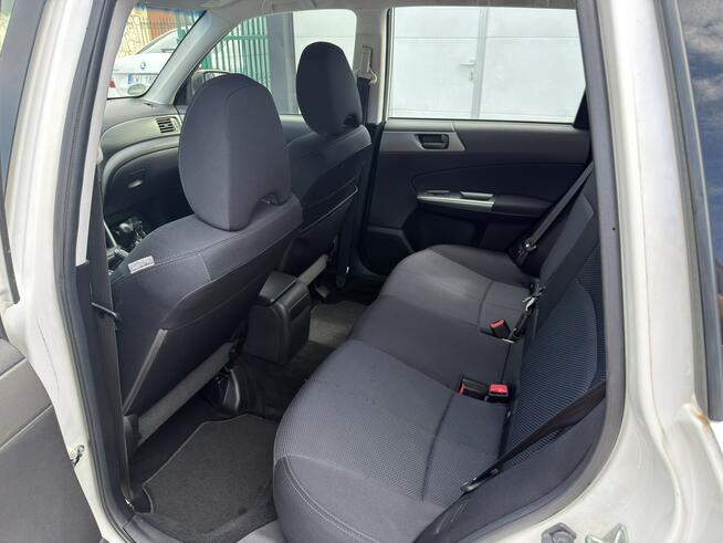 Subaru Forester Raty/Zamiana Gwarancja benzyna 4X4 2012 trend Gdów - zdjęcie 9