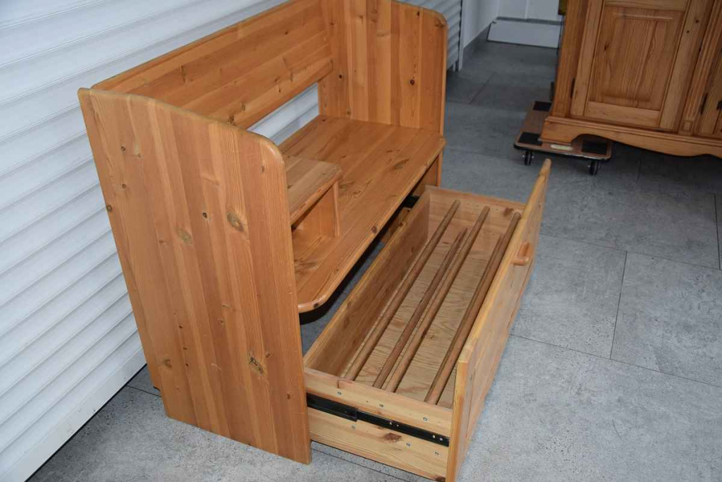 szafka na buty z siedziskiem z drewna dębowego Olsztyn - zdjęcie 5