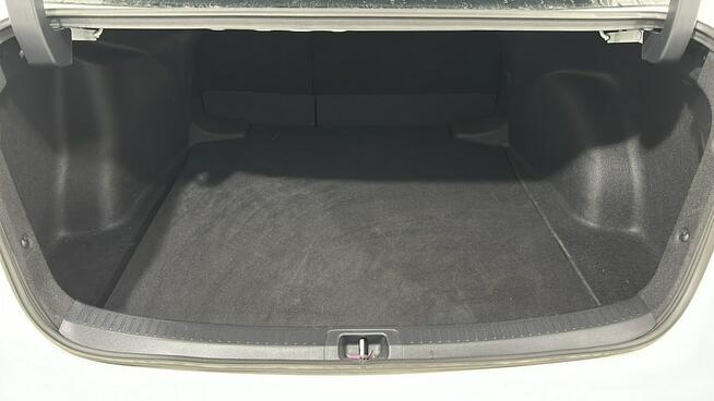 Toyota Corolla 1.8 Hybrid GPF Active sedan Warszawa - zdjęcie 11