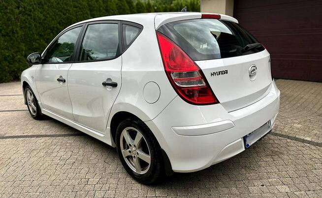 Hyundai I30 1.4i 110KM Klimatyzacja Niski Przebieg Biały Opłacony Wrocław - zdjęcie 4