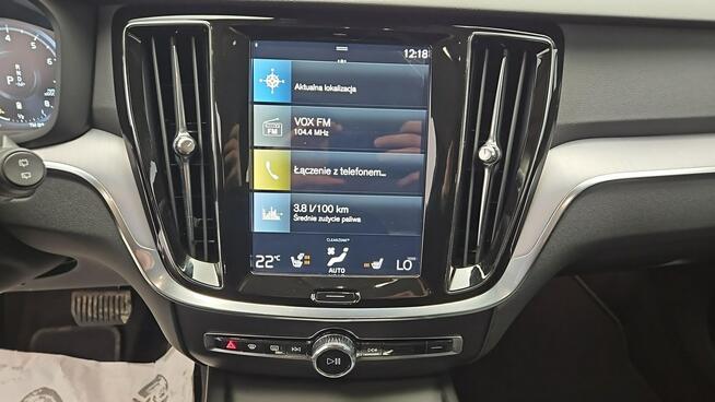 Volvo V60 2.0 B3 B Core ! Z Polskiego Salonu ! Faktura VAT ! Warszawa - zdjęcie 11
