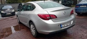 Opel Astra Enjoy 1,6 115 KM salon Polska Łódź - zdjęcie 6