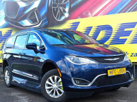 Chrysler Pacifica dla niepełnosprawnych, PNEUMATYKA, winda