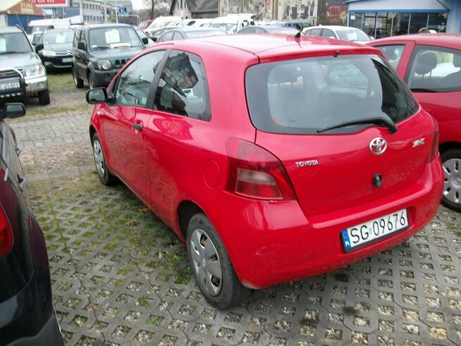 Toyota Yaris Katowice - zdjęcie 3