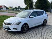 Kia Cee&#039;d *Benzyna*Niski Przebieg*Gwarancja* Zduńska Wola - zdjęcie 1