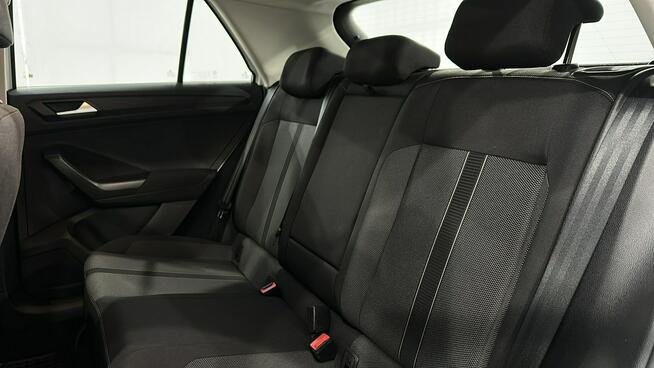 Volkswagen T-Roc 1.5 TSI LIFE Warszawa - zdjęcie 12