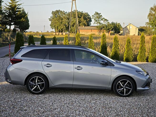 Toyota Auris Sadlno - zdjęcie 4