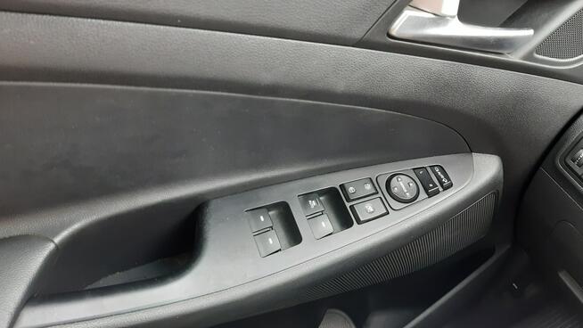 Hyundai Tucson 1.7 CRDi Xpossible ISG 2WD Bachowice - zdjęcie 3