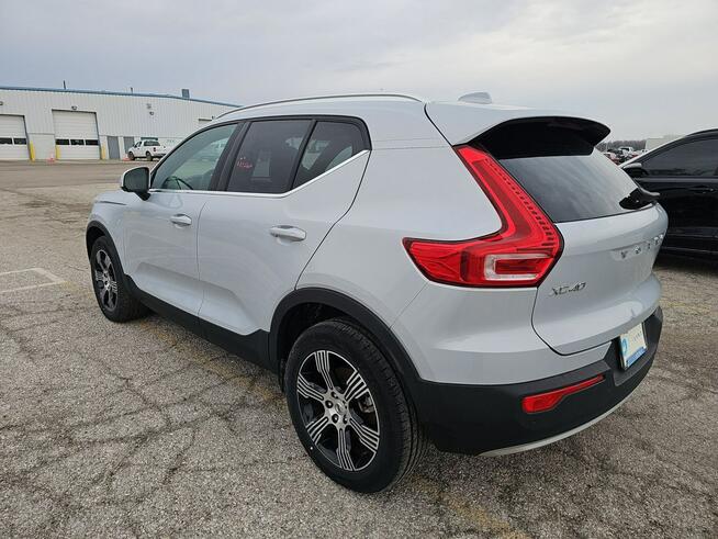 Volvo XC 40 INSCRIPTION / AWD / T5 / niski przebieg Chwaszczyno - zdjęcie 6