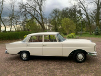 Mercedes W110 Klasa S / W111 / 220S / Zabytek! Łaziska Górne - zdjęcie 6