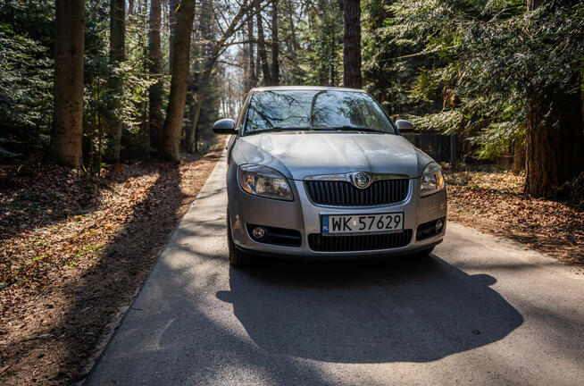 Skoda Fabia 1.4 Mpi Benzyna Klima Salon PL + 2 komplety opon Rakszawa - zdjęcie 6