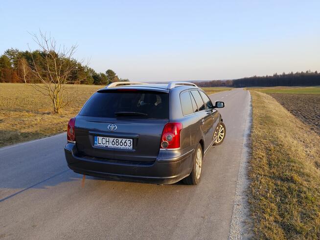 Avensis 2.2 D4D D-Cat 177km Chełm - zdjęcie 2