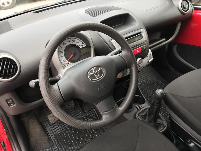 Toyota Aygo 17 tys przebiegu Warszawa - zdjęcie 7