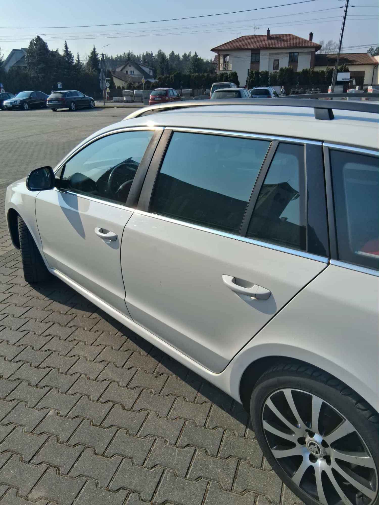 Sprzedam Škoda Superb 2.0 TDI 2013r. Ostrów Mazowiecka - zdjęcie 2