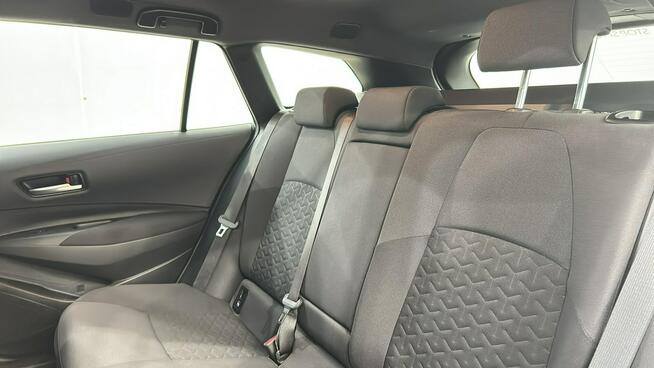 Toyota Corolla 2.0 Hybrid Comfort/Tech rej. 2022 Salon PL Warszawa - zdjęcie 11