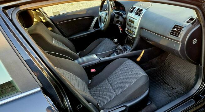 Toyota Avensis Lift! Led! Salon Polska!  Zamiana też! Dostawa pod DOM! Zduńska Wola - zdjęcie 8