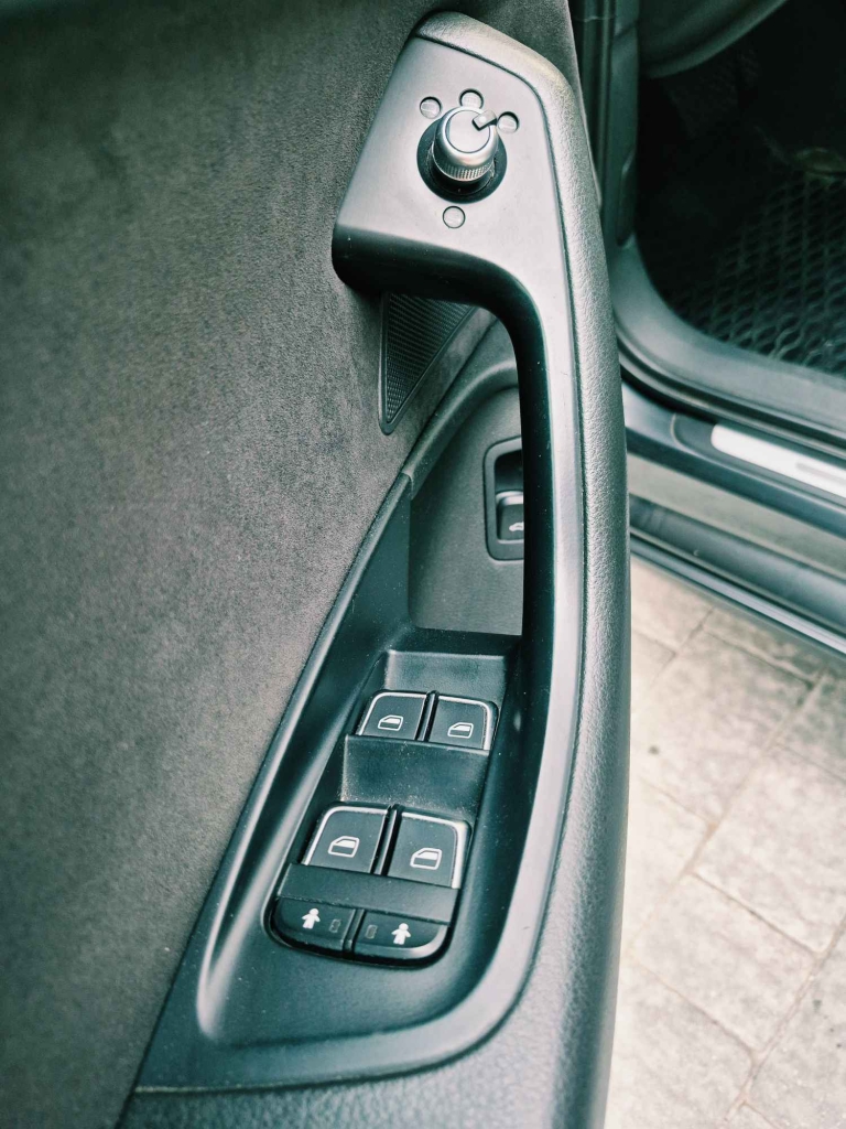 Audi A6 C7 poliftowy - Full LED, alcantara, automat Klembów - zdjęcie 8