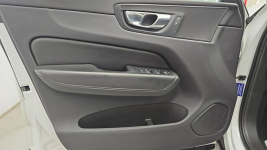 Volvo XC 60 B4 D Core aut ! Z Polskiego Salonu ! Faktura Vat ! Warszawa - zdjęcie 10