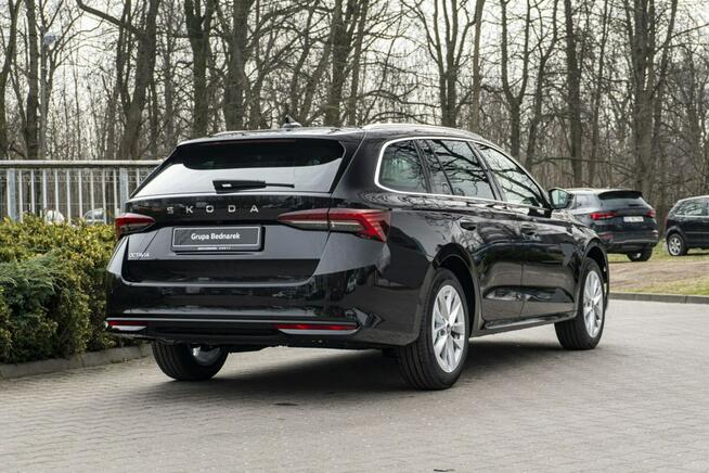 Škoda Octavia Combi Edition 130 Selection 1.5 TSI m-HEV 150 KM DSG Łódź - zdjęcie 8