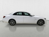 Mercedes E 300 Komorniki - zdjęcie 8