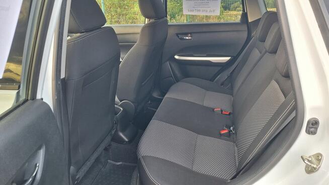 Sprzedam Suzuki Vitara 1.6 Premium 4WD 120KM 2018 r. Wałbrzych - zdjęcie 12