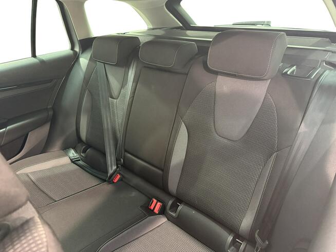 Skoda Octavia 1.5 TSI e-Tec Ambition DSG Kombi Warszawa - zdjęcie 12