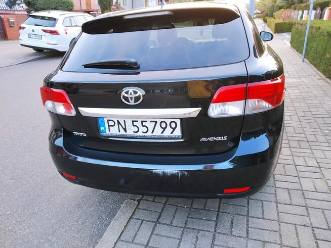 Sprzedam Toyotę Avensis T27 kombi Konin - zdjęcie 4
