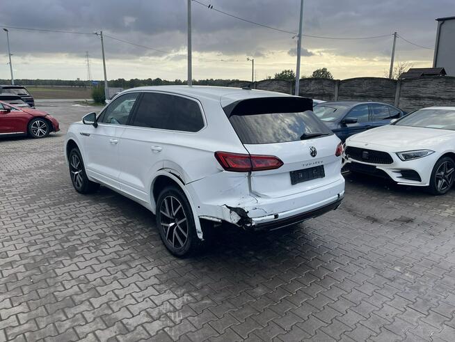 Volkswagen Touareg Automat Skóra Klimatronik Pneumatyka Kamera 422KM Gliwice - zdjęcie 3