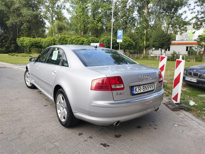 Audi A8 D3 Sedan/Limuzyna benzyna+LPG automat Kraków - zdjęcie 1