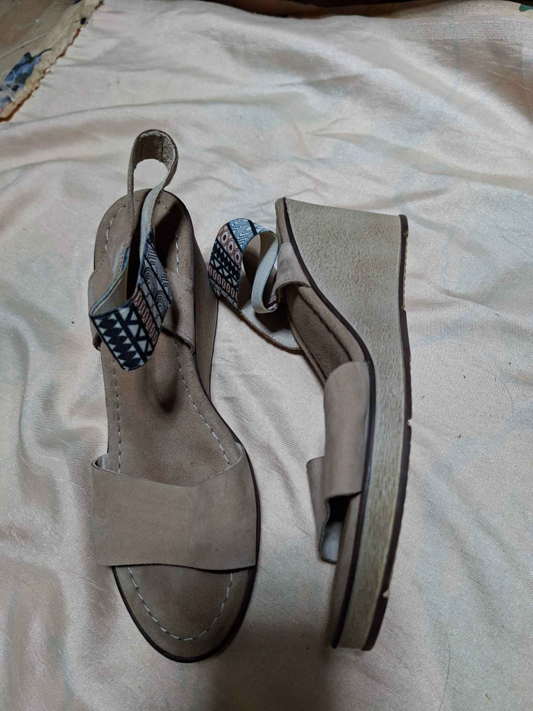 Sprzedam buty Brodnica - zdjęcie 7