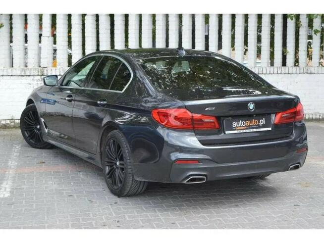 BMW M550i M-Pakiet! Salon PL! Serwis ASO Napęd 4x4! Warszawa - zdjęcie 3