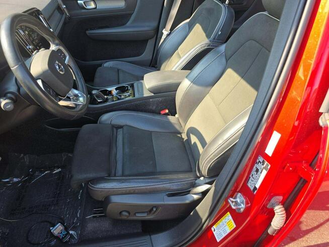 Volvo XC 40 R-Design / AWD / T5 / niski przebieg Chwaszczyno - zdjęcie 6