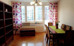 Bryły 50,7m2. 3 pokoje z kuchnią! Loggia! 5/10p.