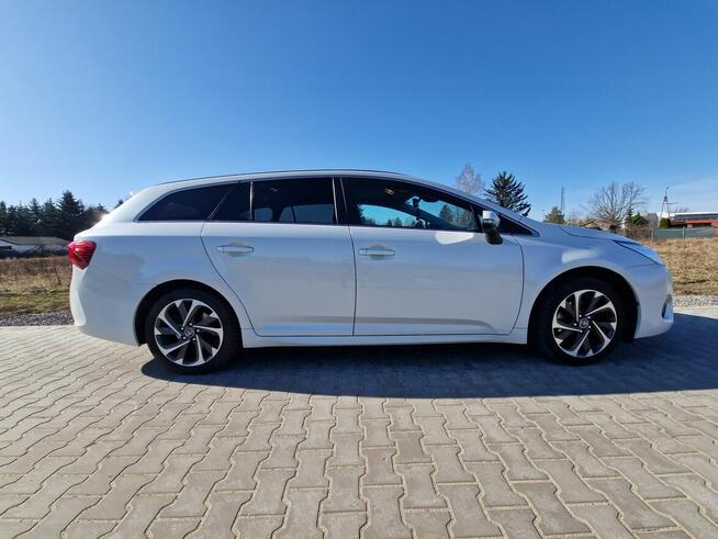 Toyota Avensisa 1.8 benzyna/lpg Grodzisk Mazowiecki - zdjęcie 4