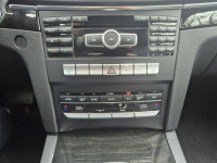 Mercedes E 250 Kraków - zdjęcie 11