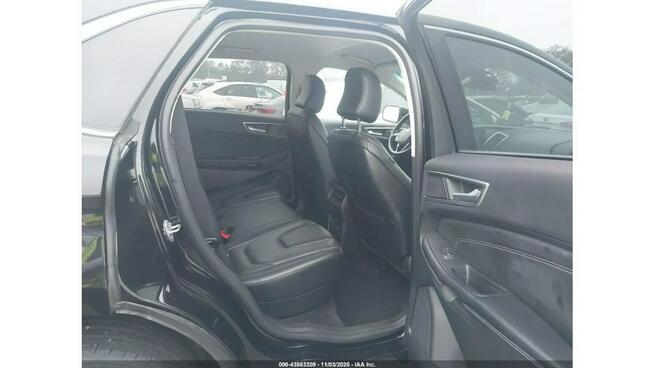 Ford EDGE / TITANIUM / 4x4 / automat / niski przebieg / Tarnów - zdjęcie 12