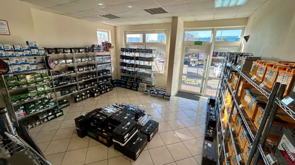 Akumulator 80Ah 700A EN Banner Power Bull prawy plus darmowy dowóz Radom - zdjęcie 3