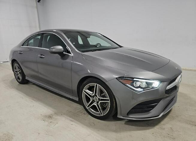 Mercedes CLA 250 4Matic / pakiet AMG / niski przebieg Białystok - zdjęcie 3
