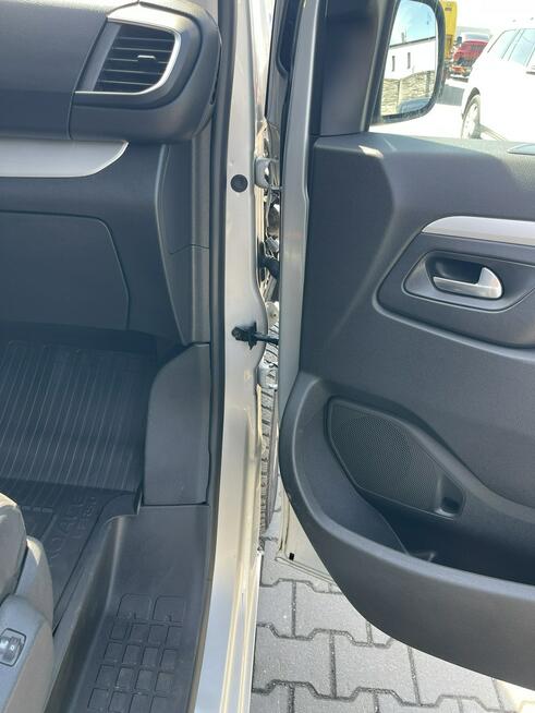 Toyota Proace Verso VIP Skóra Pamięć Fotele kapitańskie HAK Gliwice - zdjęcie 8